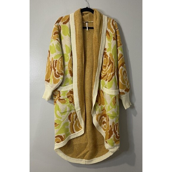 FREE PEOPLE Bloom Cardi Sweater Size Small Floral Ivory Yellow Bold Boho Chic - Picture 2 of 8